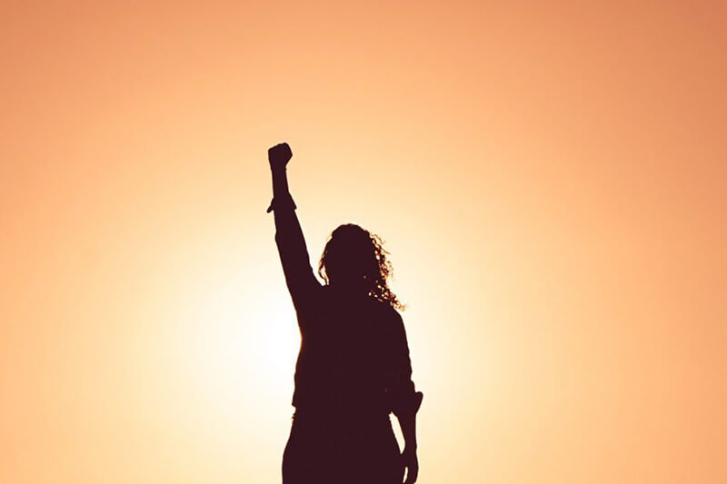 How To Be Confident: 7 Things You Can Do To Boost Your Self-Esteem Today!